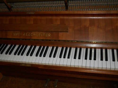 übel lechleiter klavier - &,