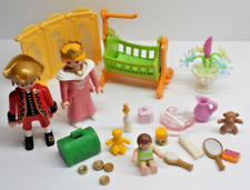 Königspaar mit Baby Wiege +