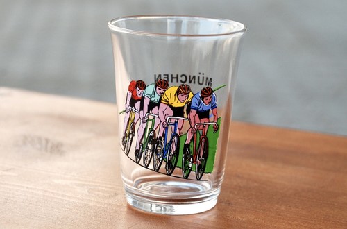 Altes rennrad trinkglas - rennrad,
