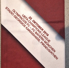 Olympiakos Piraeus vs FC Bayern München Schal / CL 2019 / SELTEN /