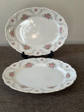 Zwei 13" Royal Albert