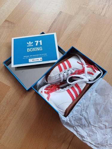Adidas mini museum collection - mini,