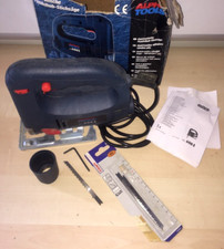 ALPHA TOOLS Elektrische Hubsäge-Pendelhub-Stichsäge Typ PS600E + 2 Sägeblätter