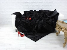 Reich Schwarz Nutria Fell