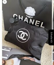 Chanel Beauté Schwarz geschwollen Make-up Tasche Etui Clutch Kosmetiketui