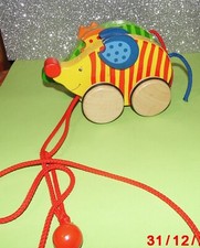 Tolles Nachziehspielzeug aus Holz. 2 Igelchen in Bewegung (6)