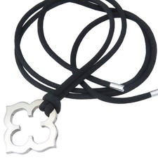 Cartier Anhänger Blüte 750er Weißgold Seidenbandkette