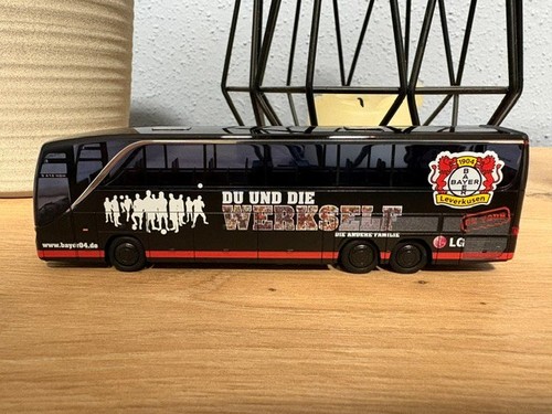 Mannschaftsbus bayer - mannschaftsbus, 04