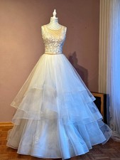 Prinzessin Brautkleid stufiger Stil /Träger /tiefem Rücken