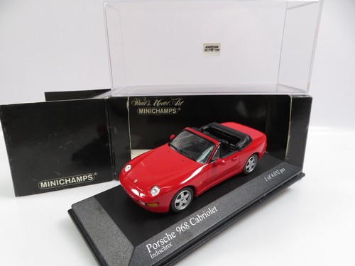 Minichamps 400062330 - 1:43,