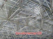 PHOTO  EDINBURGH ROOF