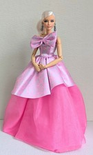 Barbie Collector Basics Model 02 2025 Puppe in Happy Birthday Model für Sammler