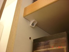 Kunststoff Bodenträger weiß für 5 mm Schraubsicherung Menge wählbar NEU zb.Pax  