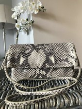 Henri Bendel Abendtasche