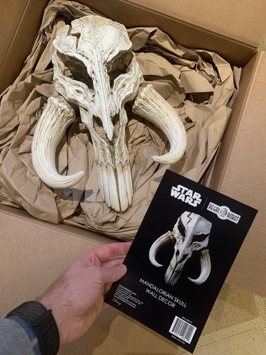 Mandalorian skull mythosaur - mandalorian,