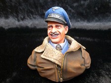 Büste Adolf Galland - Fliegeroffizier