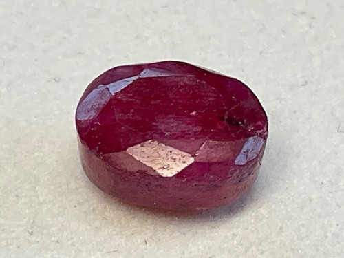 Edelstein rubin rot roh - rot,