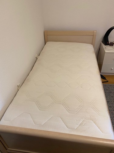 Seniorenbett elektrisch 220 - elektrisch,