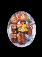 M.J. Hummel - Pillendose /