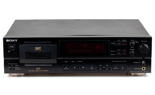 Sony dtc 670 - +, fb