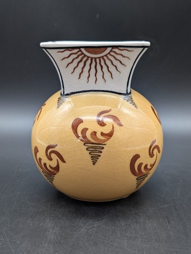 Art déco vase - art,