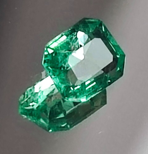Smaragd 42 ct - 0,42,