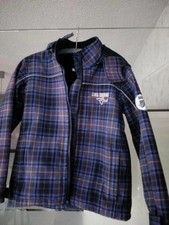 Softshelljacke mit Kapuze für