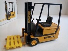 ⛔Elektro-Gabelstapler Steinbock Boss 1:25 NZG 296 #150 (2454)