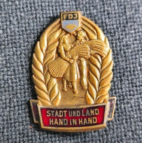 Abzeichen ddr erntenadel - abzeichen,