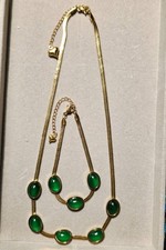 ĶETTE+ARMBAND,m.grünem Kunststein,nagelneu+ungetragen,vergoldet,traumhaft schön!