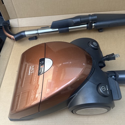 Miele art vacuum with - art,