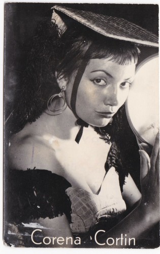 Foto corena cortin karte - corena,