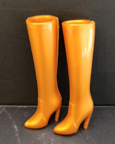 Stiefel für modepuppen - stiefel,