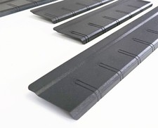 Einstiegsleisten für DACIA DUSTER 3 (BJ 2024–) Schwarz MATT Sicken Pulverbeschic