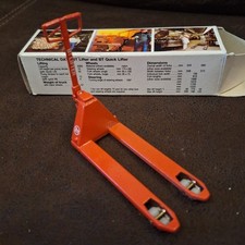 WOW! TOYOTA BT Lifter