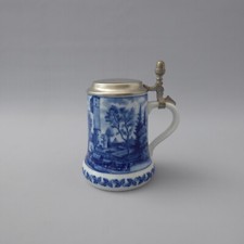 Jahresseidel 1983 Burg Guttenberg Krug Sammelkrug Berlin Design