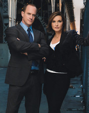 MARISKA HARGITAY signed