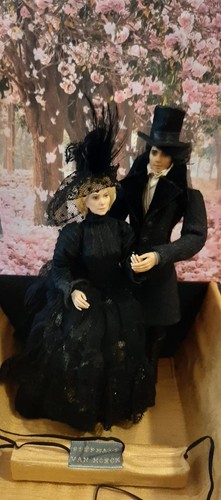 Dollhouse miniature couple - dollhouse,