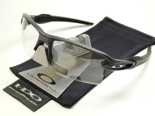 Oakley flak jacket - oakley,