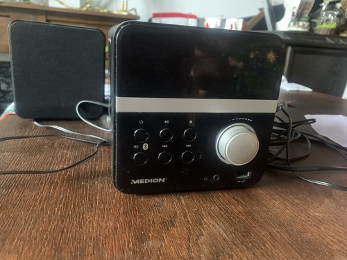 Radio mit 2kleinen - , boxen