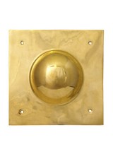 Quadratischer Schildbuckel