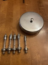 Martin Canulette Sterilisatior von Nadeln mit 5 Glas Spritzen Henke und Nadeln