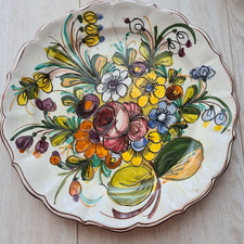 Teller, Wandteller, wahrscheinlich Majolika, ca. 32 cm Durchmesser