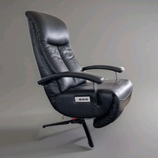 Schwarzer Leder-Relaxsessel