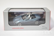 IXO Jaguar F-Type V8 Cabrio