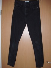 Zara Damen Jeans Gr 40 schwarz Rohre super sexy, hoher Bund, aktuell 