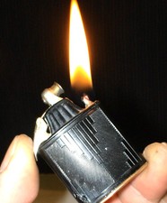 Briquet ancien Quercia