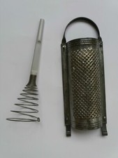 Reibe, Kartoffelreibe, Reibebrett, Küche Deko, Sammeln, Stampfer Sahne schlagen.