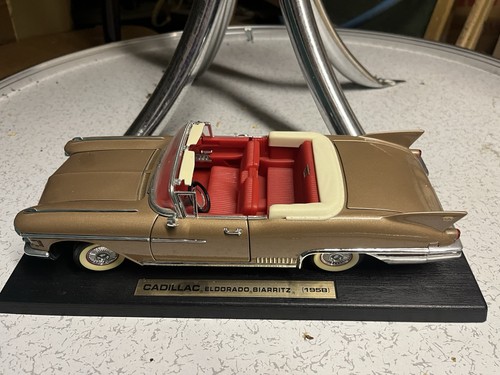 Modellauto des typs 1958 - 1:18,