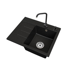 Schwarz gesprenkeltes linkes